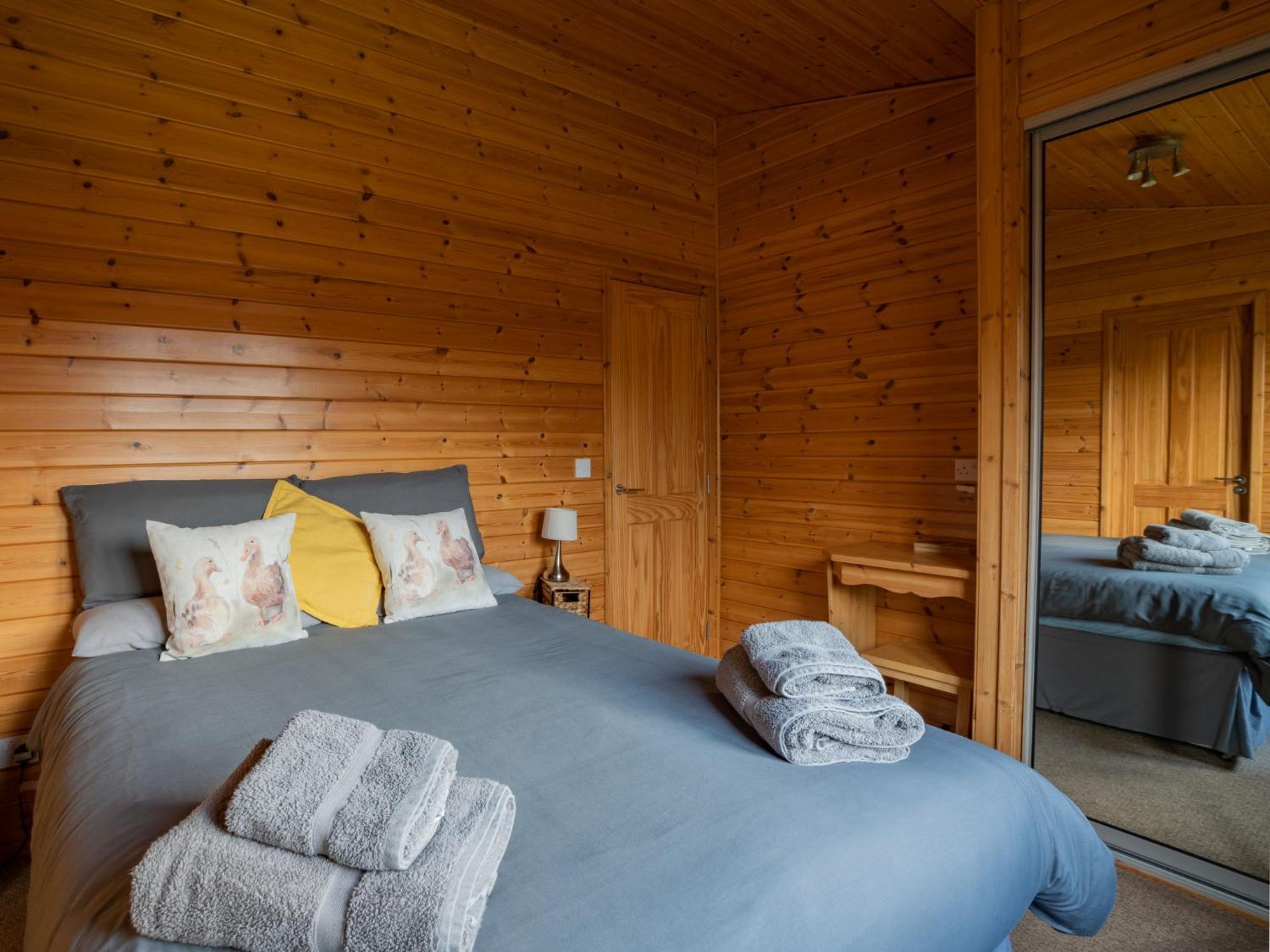 Chalet Loch Leven Lodge 10 By Interhome Kinross Exterior foto